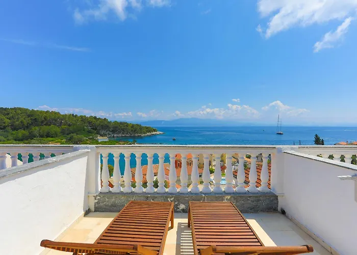 Vista Mare Faros